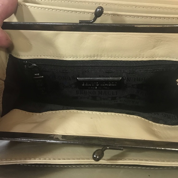 3/25$ Sac en cuir véritable vintage BRUNO MAGLI - Picture 5 of 10